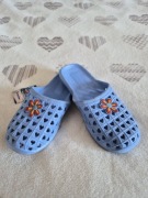 Klapki basenowe nowe, r. 36