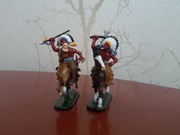 Indianie Apacze konni wojownicy figurki z PRL 