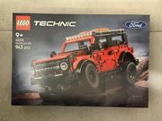 LEGO Technic 42213 - SUV Ford Bronco