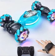 RC Drift Car 4WD z LED, muzyką i gestem 2.4G Spray Stunt Auto