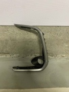 Chrom plastik halogenu lewy Toyota Corolla E21 sedan 2018-2022 przedlift 