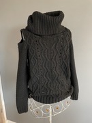 Ciepły golf z odkrytymi ramionami L