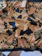 Apaszka jedwabna wym.75 cm  x 78  cm