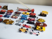 Metalowe resoraki lata 90 auta zabawki PRL nakręcane Matchbox Hot Weel