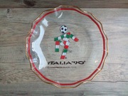 tacka z logo Mistrzostw Świata w Piłce Nożnej ITALIA 90