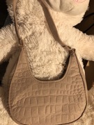 NOWA Torebka beżowa/kremowa ze złotymi elementami i motywem węża