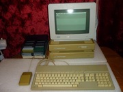 ATARI MEGA ST 2  + MEGAFILE 30 + MONITOR ,MYSZ ,KLAWIATURA I 80 DYSKIETEK 