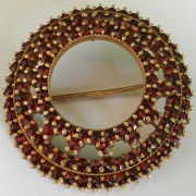 Broszka z almandynami Ag Czechosłowacja 900/1000, ok. lata 60. XX wieku