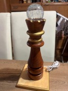 lampka szachowa ,Hetman Królowa  statuetka 