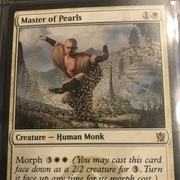 Master of Pearls / NM / Khans of Tarkir