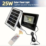 Promocja! Solaeny reflektor z pilotem 