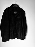 CZARNA PROSTA ZAMSZOWA MARYNARKA