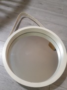 Okrągłe lustro na pasku 