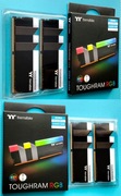 Pamięć DDR4 Thermaltake ToughRAM RGB 32GB 4 x 8GB 4000MHz CL19 XMP2 DIMM