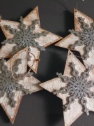 4 Gwiazdy drewno ozdoba bombka na choinkę Dl  szer 12cm 