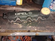 Sprzedam pokrywę rozrządu astra g silnik x16szr przebieg 90 tys km 