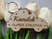 Breloczek autko przedszkole szkoła dzień chłopaka