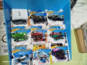 Autka Hotweels 9 szt zapakowane nowe zestaw