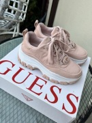 Sneakersy brudny róż Guess roz.36