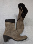 Brązowe skórzane zamszowe zasuwane buty kozaki botki na obcasie Khirio 37