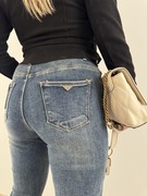 Jeans typu mom fit m.sara