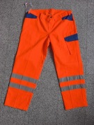 Pomarańczowe ostrzegawcze spodnie robocze 
