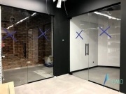 Ściana szklana LOFT + drzwi wahadłowe PRODUCENT szklany boks biurowy TIOMO