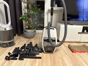 Odkurzacz bezworkowy miele