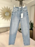 Bershka jeansy mom spodnie jeansowe dżinsy Zara denim dżinsowe vintage