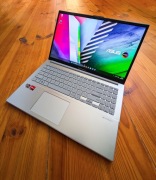 ASUS Vivobook Go 15 OLED R5-7520U 16GB 512GB Windows 11 gwarancja