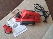 Strug elektryczny do strugania, fazowania krawędzi.