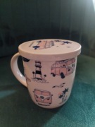 Ceramiczny kubek z zaparzaczem