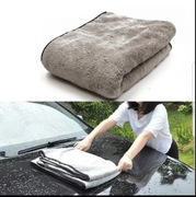 Ręcznik z mikrofibry do mycia samochodów