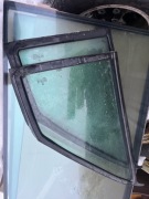 szyby VW LT 28 35 sprinter szyby drzwi trójkąty ORYGINALNE uszczelki