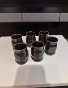 Zestaw 6 czarnych ceramicznych kieliszków / czarek vintage