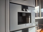 Nowy ekspres GAGGENAU CMP250132 z ekspozycji 