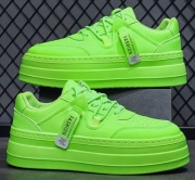 Jaskrawe neonowozielone buty rozmiar 41 (stopa 26,3 cm)