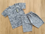 Sportowy komplet bluzka krótki rękaw + spodenki moro 134/140