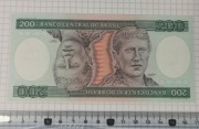 Banknot UNC Brazylia 200