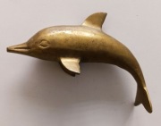 mosiężny delfin figurka z mosiądzu 14,3 cm do