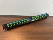 Łączówka zasilania 12-24V DC LZ-16P/R19 do szafy rack