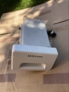 Zasobnik na detergentyPralka SAMSUNG Ecobubble VRTplus 12kg