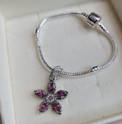 Zawieszka Stranger things srebrna s925 z bransoletką srebrną