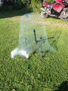 PIAGGIO VESPA  125 SZYBA 