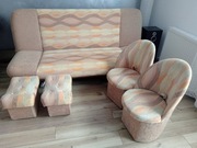 Komplet wersalka,pufy