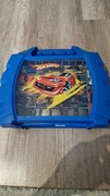 Zestaw 34 Hot Wheelsy & Skrzynka 