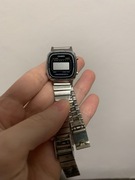 Zegarek srebrny metalowy Casio elektroniczny retro bransoleta