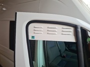 DUCATO JUMPER BOXER 2006- KAMPER KRATKA WENTYLACYJNA DRZWI SZYBA PRZÓD L/P