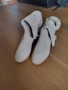 Buty Carinii rozmiar 36