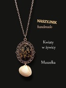 Vintage wisiorek, naszyjnik z roślinami w żywicy i muszelką 